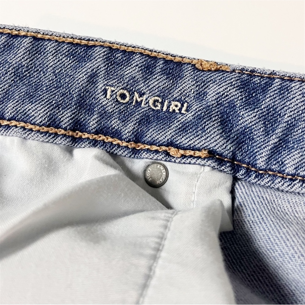 American Eagle Tomgirl Jeans 18 stretch light wash relaxed fit high rise waist - Picture 8 of 14